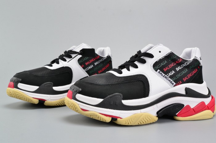 BLG BLACK AND WHITE 17FW TRIPLE S 483560-W06E1-1011