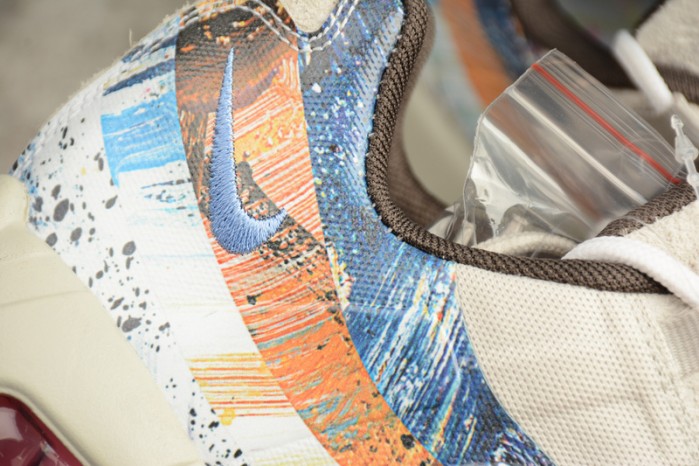 Nike mens Air Max 95 Graphic Prints "DAVE WHITE" 872640-200