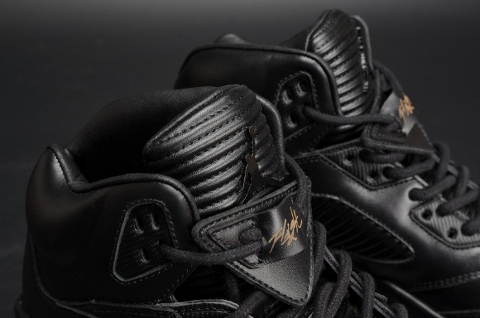 Air Jordan 5 Retro Prem "Triple Black" mens 881432-010