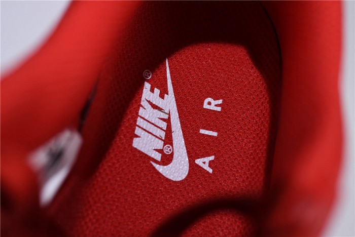 Nike Air Force 1 ´07 LV8 Utility Red/White AJ7747-600