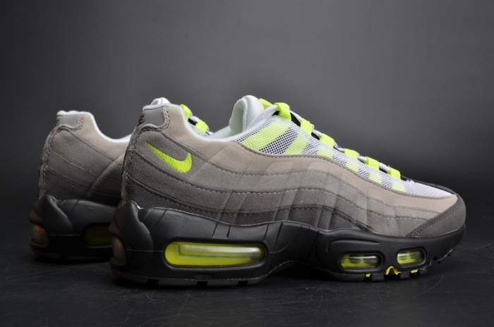 Nike mens Court Vapor RF x Air Max 95 "Neon" black 554970-071