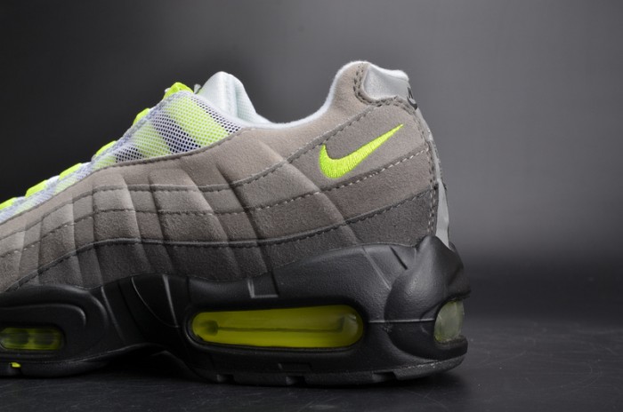 Nike mens Court Vapor RF x Air Max 95 "Neon" black 554970-071