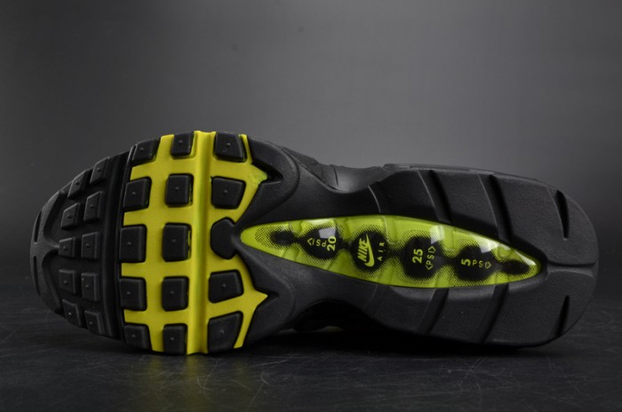 Nike mens Court Vapor RF x Air Max 95 "Neon" black 554970-071