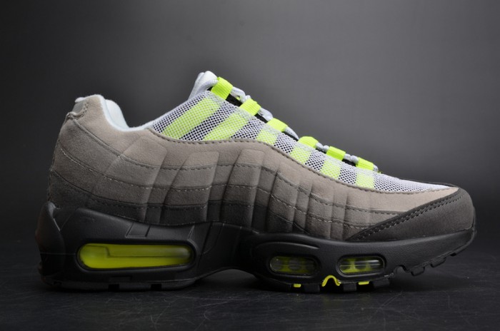 Nike mens Court Vapor RF x Air Max 95 "Neon" black 554970-071