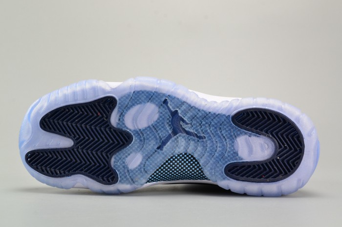 AIR JORDAN 11 RETRO BG (GS) "WIN LIKE ´82" university blue 378038-123