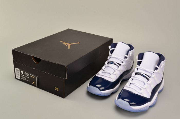 AIR JORDAN 11 RETRO BG (GS) "WIN LIKE ´82" university blue 378038-123