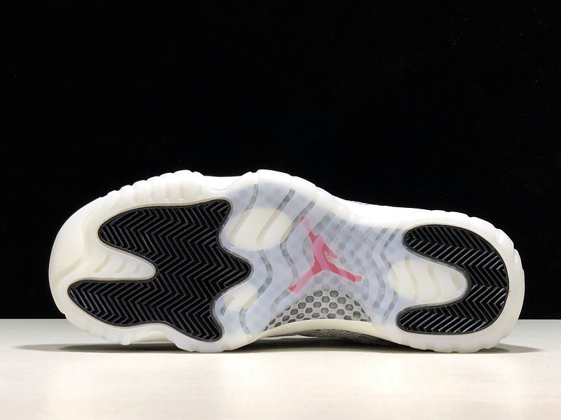 JORDAN 11 RETRO LOW SNAKE NAVY (2019) WITHE - CD6846-002