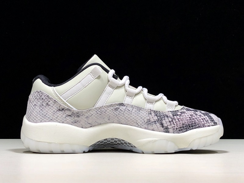 JORDAN 11 RETRO LOW SNAKE NAVY (2019) WITHE - CD6846-002