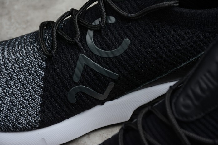NIKE AIR MAX 270 FLYKNIT "OREO" Black/White AO1023-001